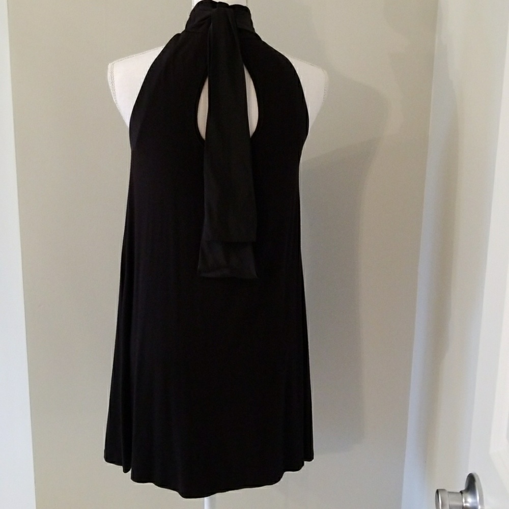 AIKO DRESS - Picture 2 of 5